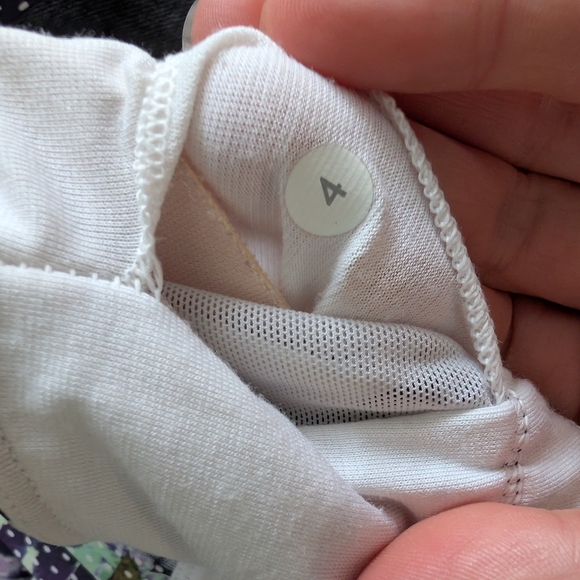 Lululemon Running In The City Tank Size 4 Floral Multi - Picture 6 of 6